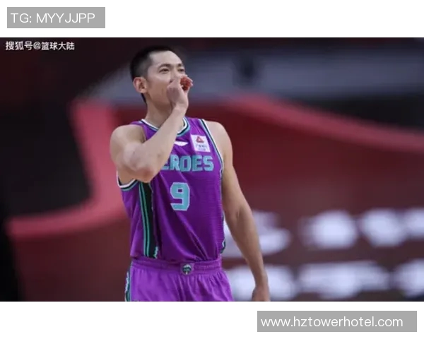 张庆鹏：从篮球场上的拼搏者到人生舞台的奋斗者的励志故事