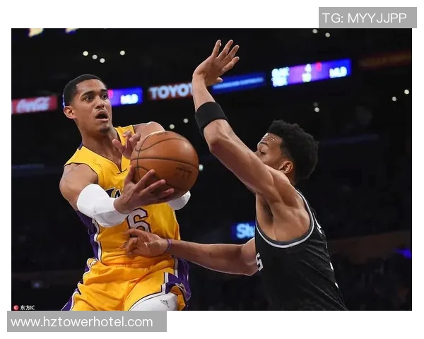 NBA国王对湖人精彩直播回顾与赛后分析全程解读